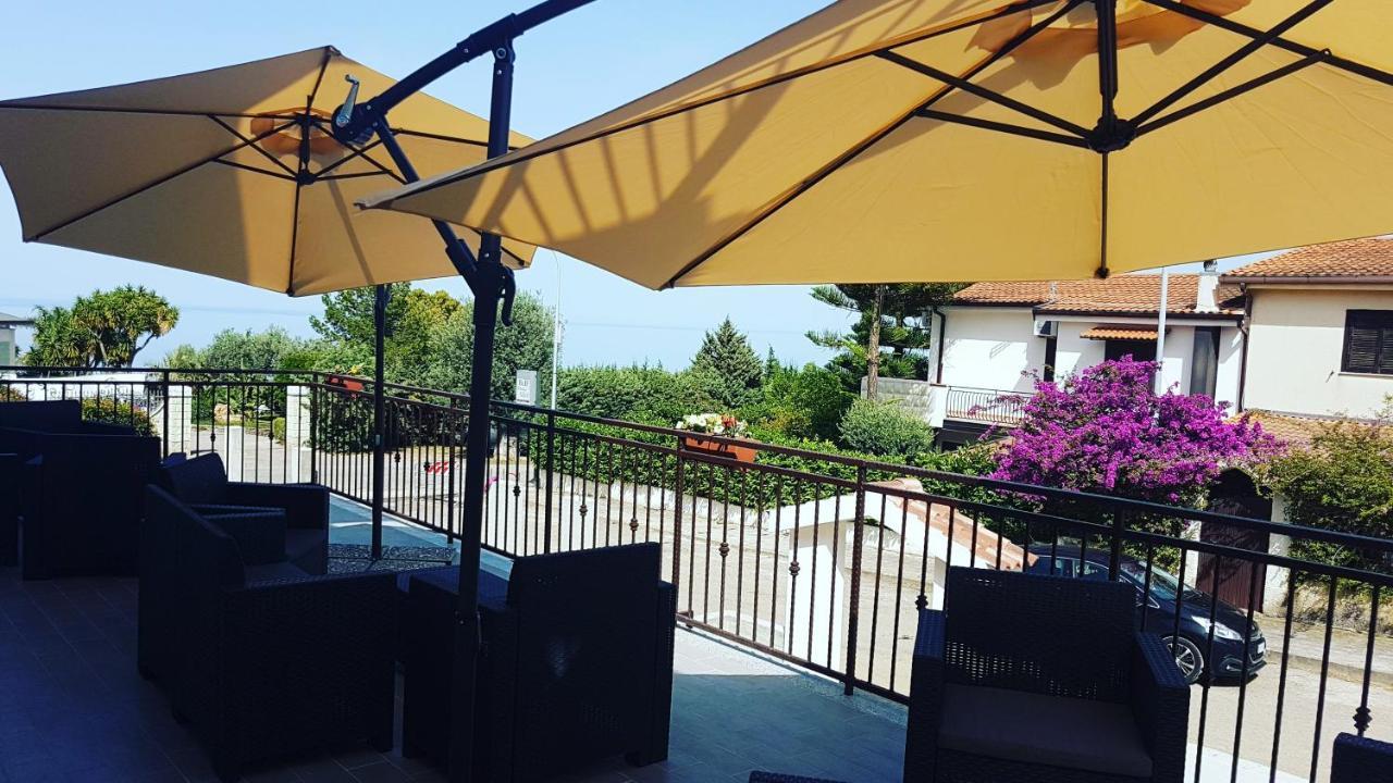 Alba De Mar B&B 로세토 카포 스풀리코 외부 사진