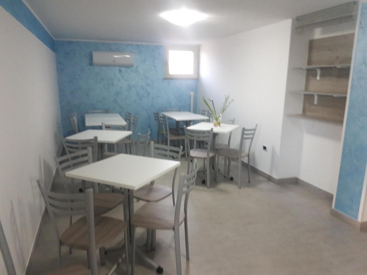 Alba De Mar B&B 로세토 카포 스풀리코 외부 사진