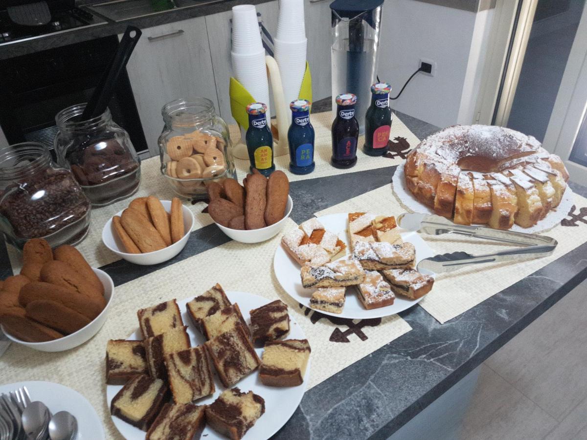 Alba De Mar B&B 로세토 카포 스풀리코 외부 사진