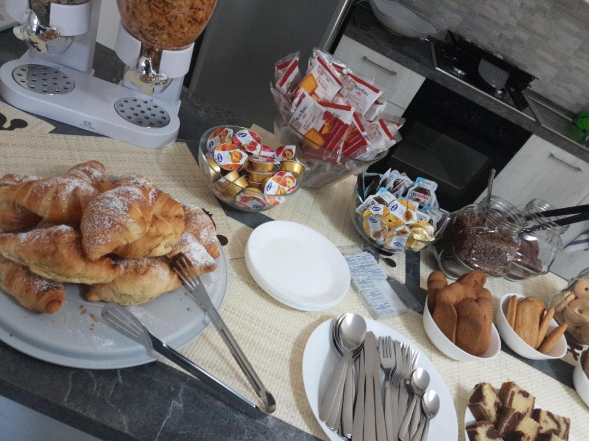 Alba De Mar B&B 로세토 카포 스풀리코 외부 사진